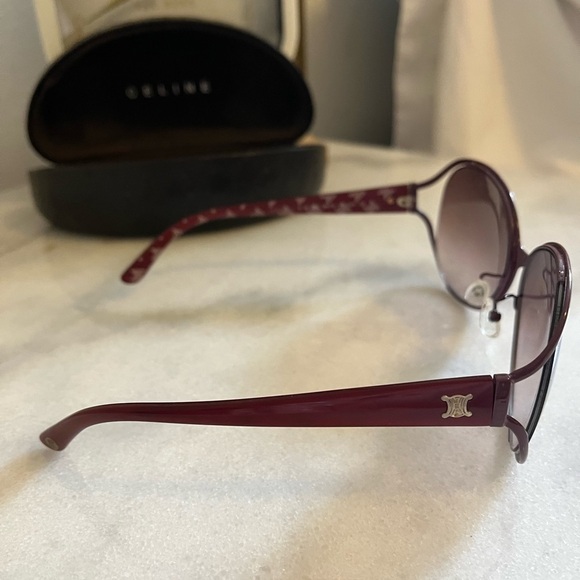 Women’s Celine designer sunglasses with case - Picture 5 of 7